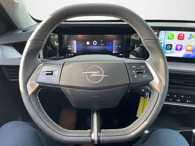 Opel Frontera 1.2 T HEV 145 GS