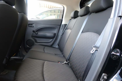 MITSUBISHI SPACE STAR 11
