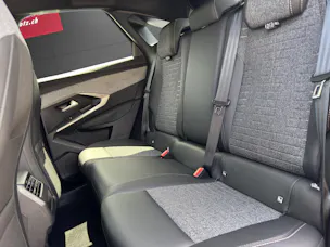 Peugeot 3008 73kWh Allure