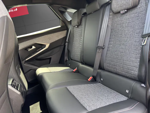 Peugeot 3008 73kWh Allure