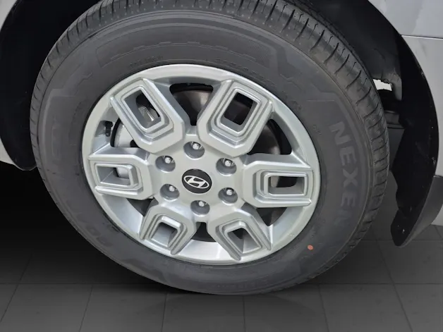 Hyundai Staria Wagon 1.6 GDi HEV Amplia