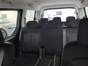 Hyundai Staria Wagon 1.6 GDi HEV Amplia