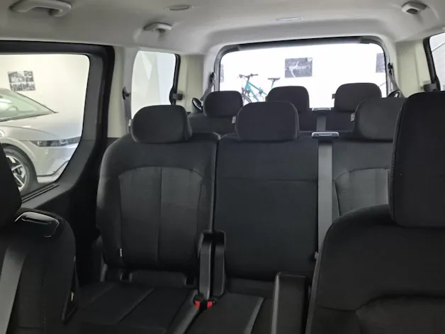 Hyundai Staria Wagon 1.6 GDi HEV Amplia
