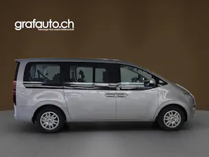Hyundai Staria Wagon 1.6 GDi HEV Amplia