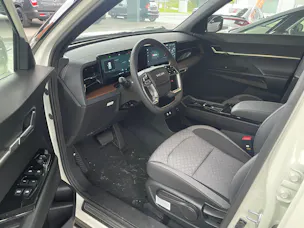 KGM -SsangYong Torres 1.5 TGDI Hybrid Platinum AT