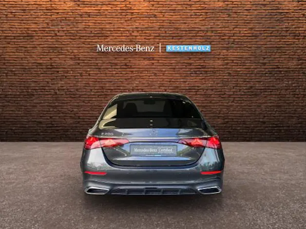 Mercedes-Benz E 200