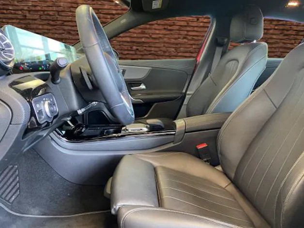 Mercedes-Benz A 250e Progressive