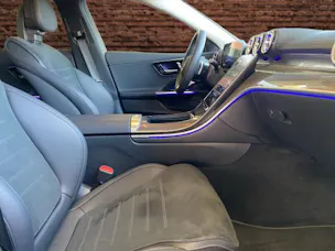 Mercedes-Benz C 300e AMG Line