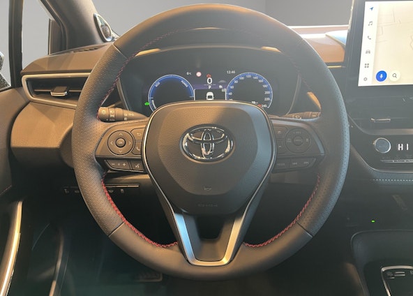 Vehicle image 4 Vehicle image 4