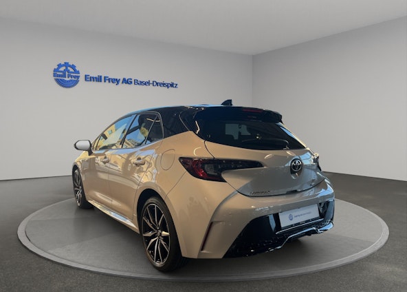 Vehicle image 6 Vehicle image 6