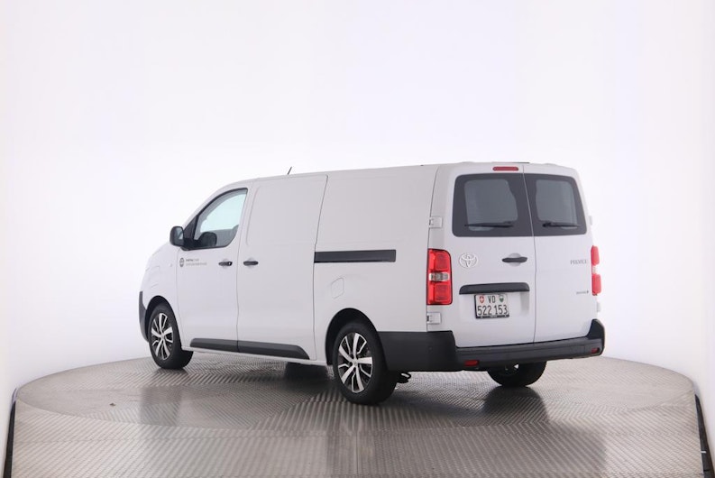 Vehicle image TOYOTA PROACE