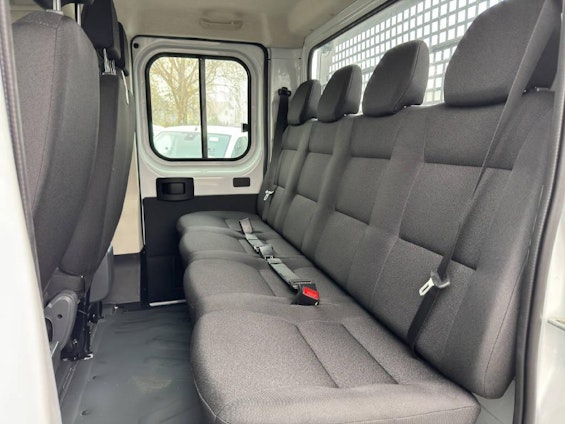 Vehicle image 14 Vehicle image 14