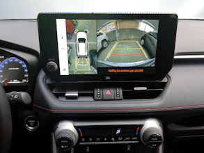 https://vehicle.imgix.net/4090451/176260fc-3068-4ad3-8b7d-8d4186aea09d.jpg