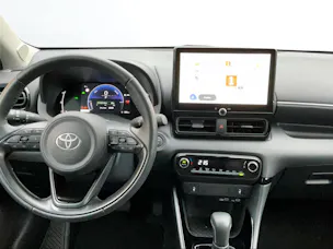 Toyota Yaris 1.5 VVT-i HSD Trend