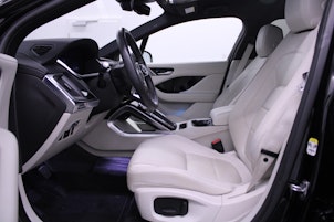 Vehicle image JAGUAR I-Pace EV400 HSE AWD