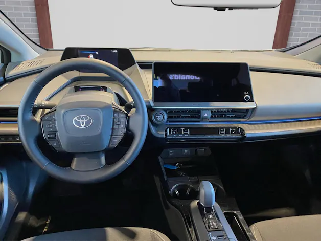Toyota Prius 2.0 Plug-In-Hybrid Style inkl. Winterräder und Gratisservice 4 Jahre / 60000 Km ab 1. IV