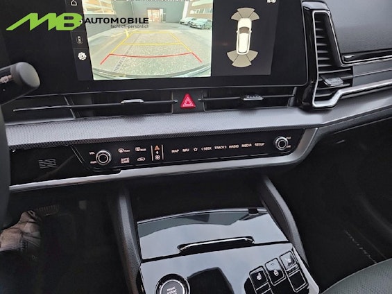 Vehicle image 8 Vehicle image 8