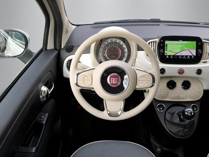 Vehicle image FIAT 500
