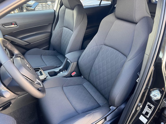 Vehicle image 9 Vehicle image 9