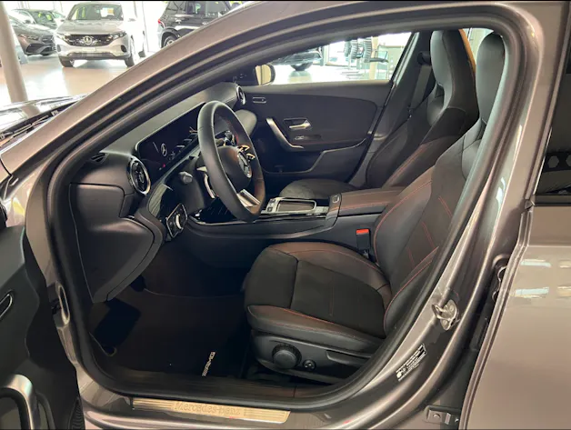 Mercedes-Benz A 200 Night Star AMG Line