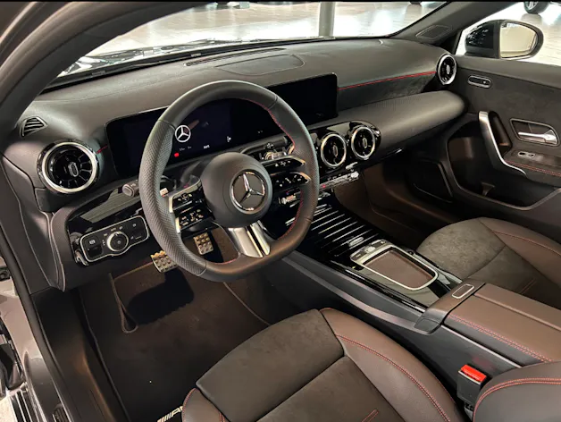 Mercedes-Benz A 200 Night Star AMG Line