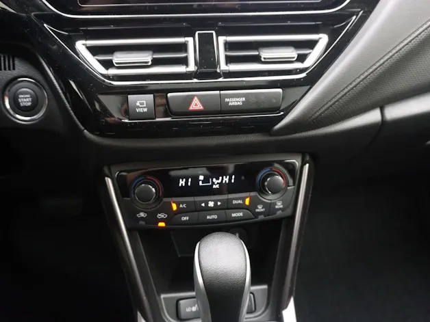 Suzuki S-Cross 1.4 T Compact Top Hybrid 4x4