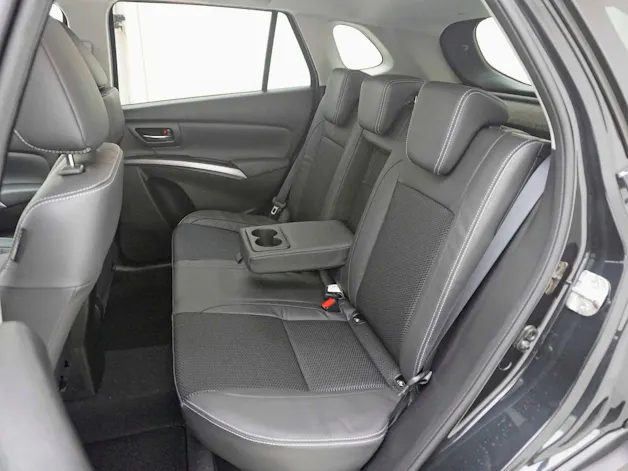 Suzuki S-Cross 1.4 T Compact Top Hybrid 4x4