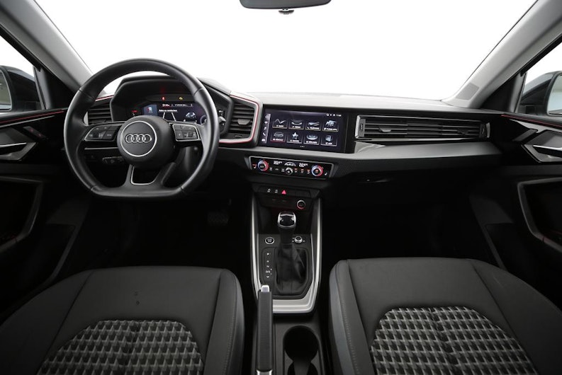 Vehicle image AUDI A1