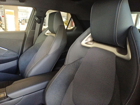 Vehicle image 6 Vehicle image 6