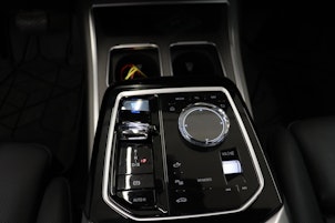 Vehicle image BMW i7 xDrive60