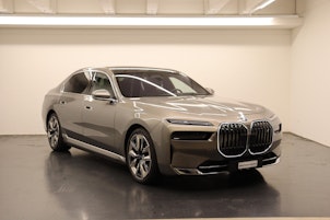 Vehicle image BMW i7 xDrive60