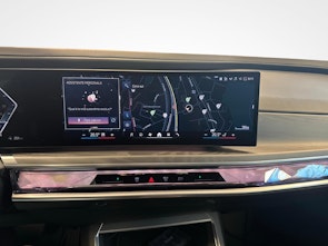 Vehicle image BMW i7 xDrive60