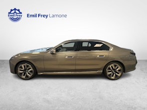 Vehicle image BMW i7 xDrive60