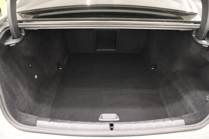 Vehicle image BMW i7