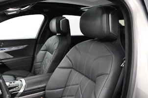 Vehicle image BMW i7 xDrive60