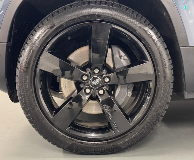 Vehicle image LAND ROVER DEFENDER