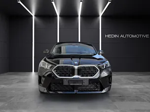 BMW X2 20d xDrive paddles