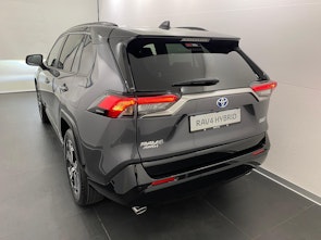 Fahrzeugbild TOYOTA RAV4 2.5 Plug-In-Hybrid Platinum