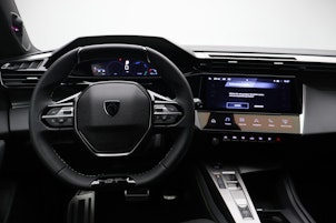 Vehicle image PEUGEOT 308 SW 1.2 Hybrid GT