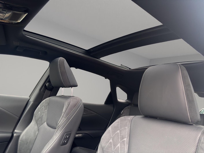 Vehicle image LEXUS RX