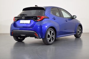 Vehicle image TOYOTA Yaris 1.5 VVT-i HSD Trend