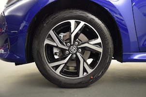 Vehicle image TOYOTA Yaris 1.5 VVT-i HSD Trend