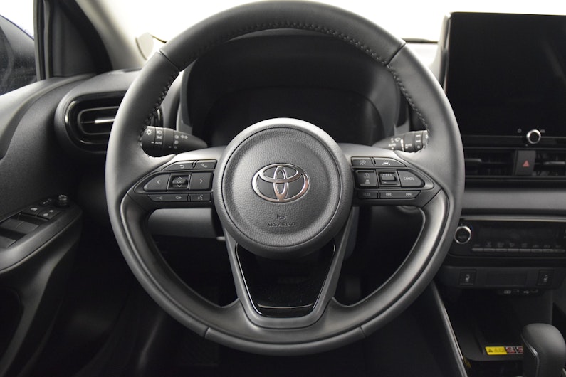 Vehicle image TOYOTA YARIS