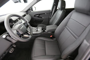 Fahrzeugbild LAND ROVER Range Rover Evoque 1.5 T 270e Dynamic SE