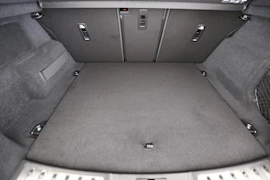 Fahrzeugbild LAND ROVER Range Rover Evoque 1.5 T 270e Dynamic SE