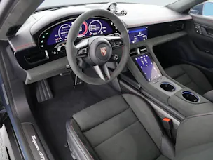 Porsche Taycan GTS Sport Turismo