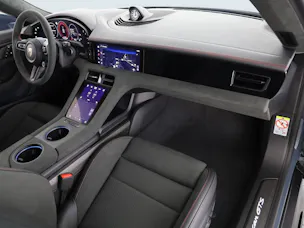 Porsche Taycan GTS Sport Turismo