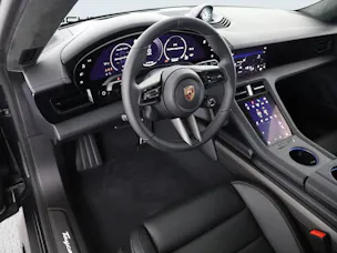 Porsche Taycan GTS Sport Turismo