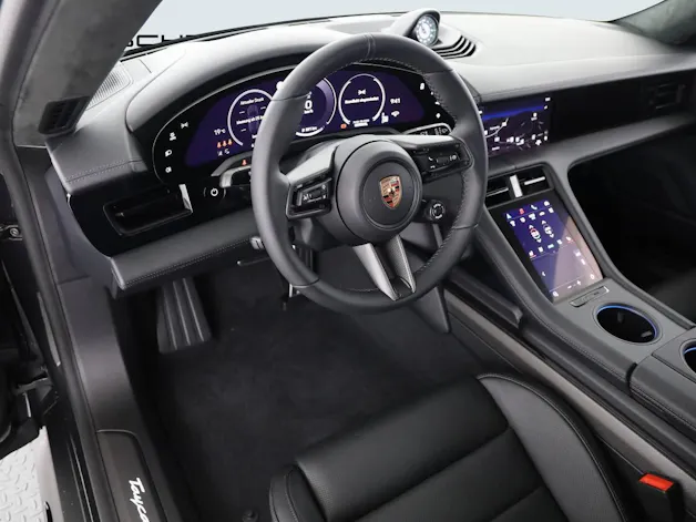 Porsche Taycan GTS Sport Turismo