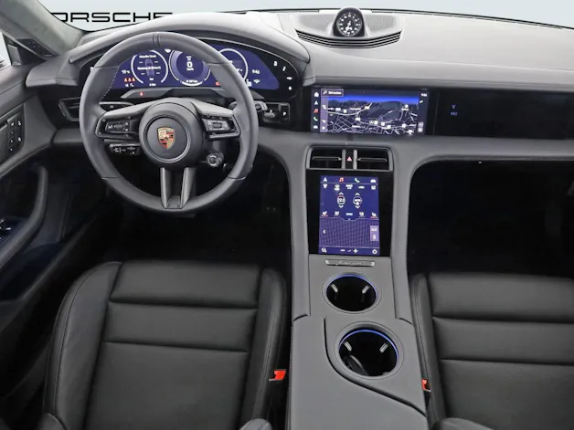 Porsche Taycan GTS Sport Turismo